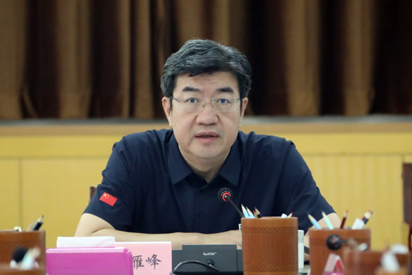 第十八次中心组学习0K1A8047.jpg