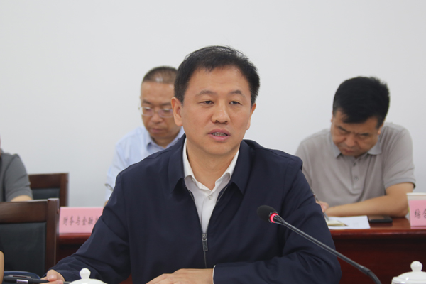 与华舰集团工作会谈IMG_9639.jpg