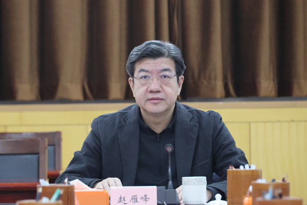 2026第一次中心组学习暨民主生活会会前学习2N6A9224.jpg